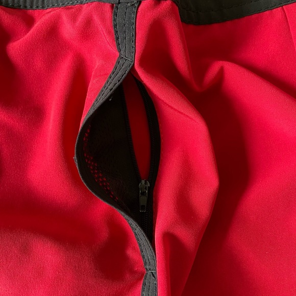 Via Privé short Size:S (waist 30-31), Inseam: 9.25 - Picture 6 of 8